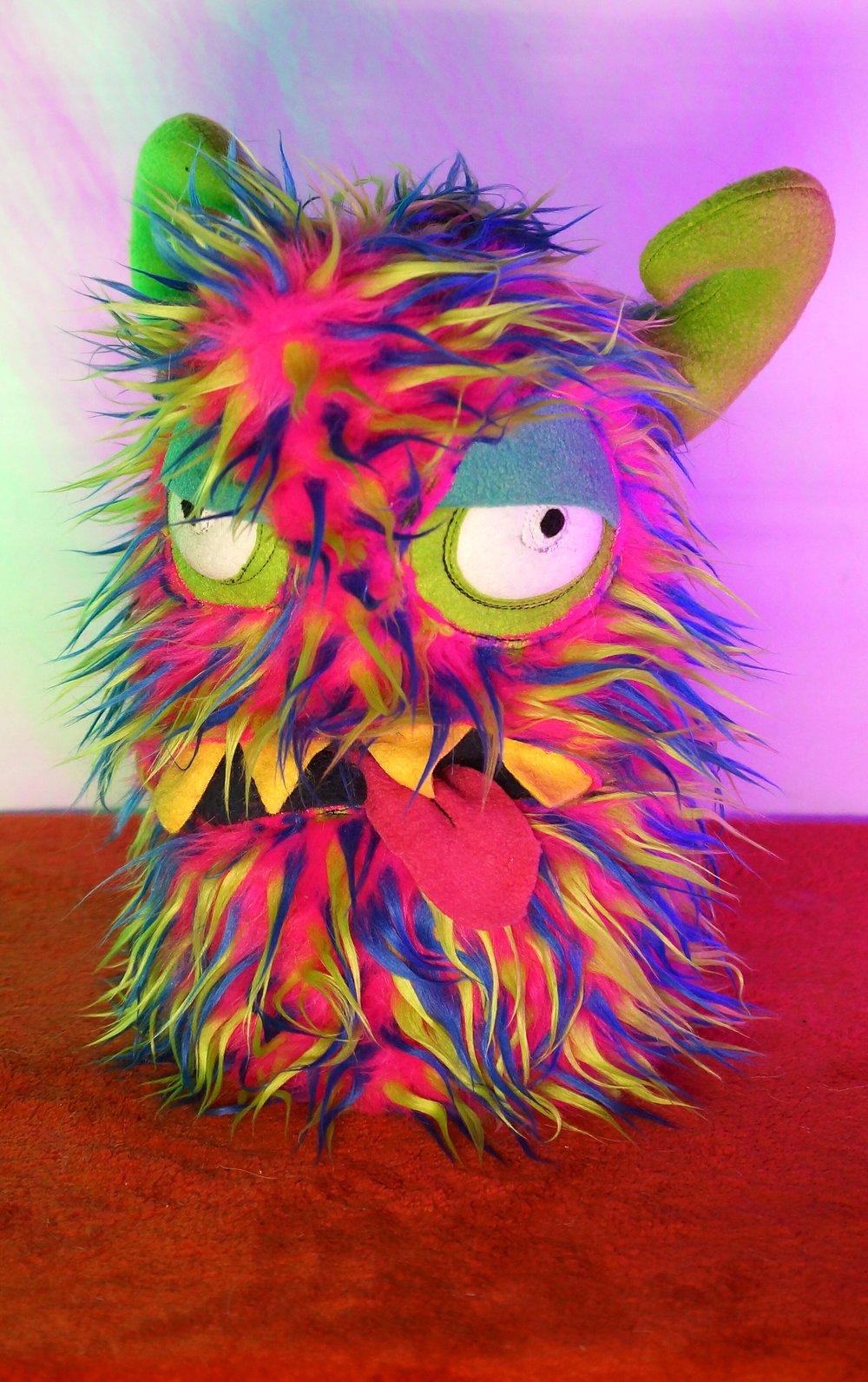suzuyaVALIEM MONSTER MOUTH Mサイズ 2個セット LARGE MULTI COLORED TWO EYED MONSTER WITH HORNS & POCKET MOUTH